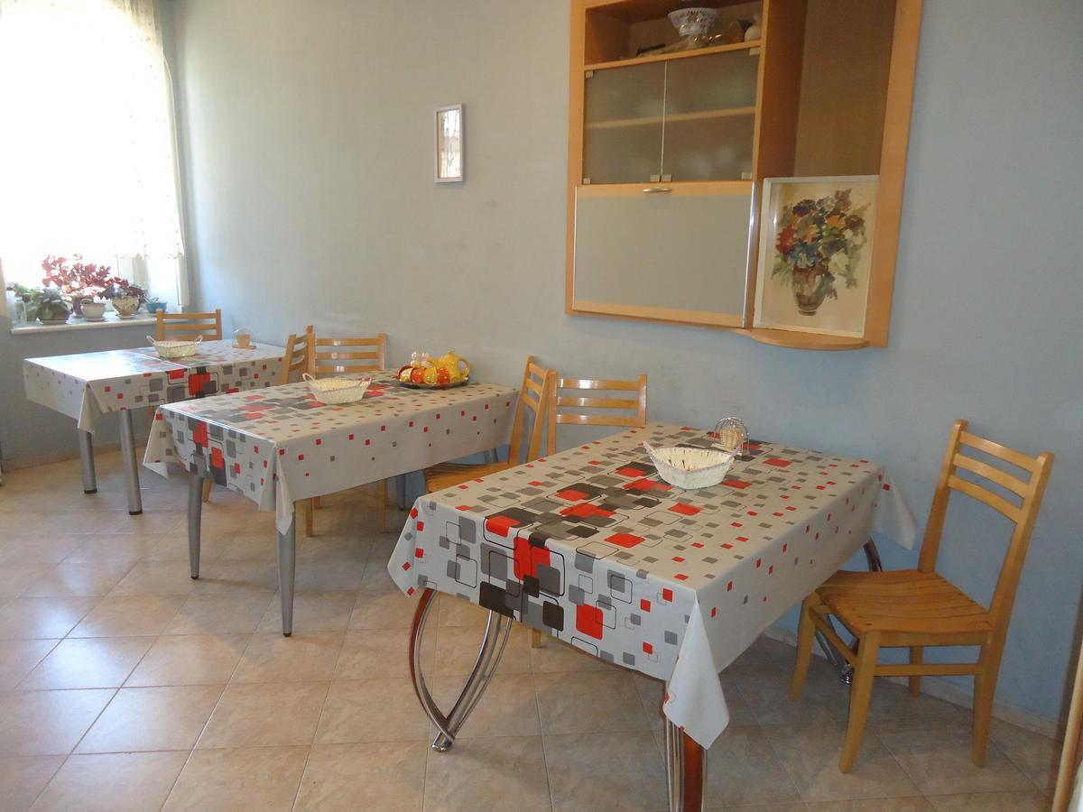 Bed and Breakfast Albatros à Tbilissi Extérieur photo