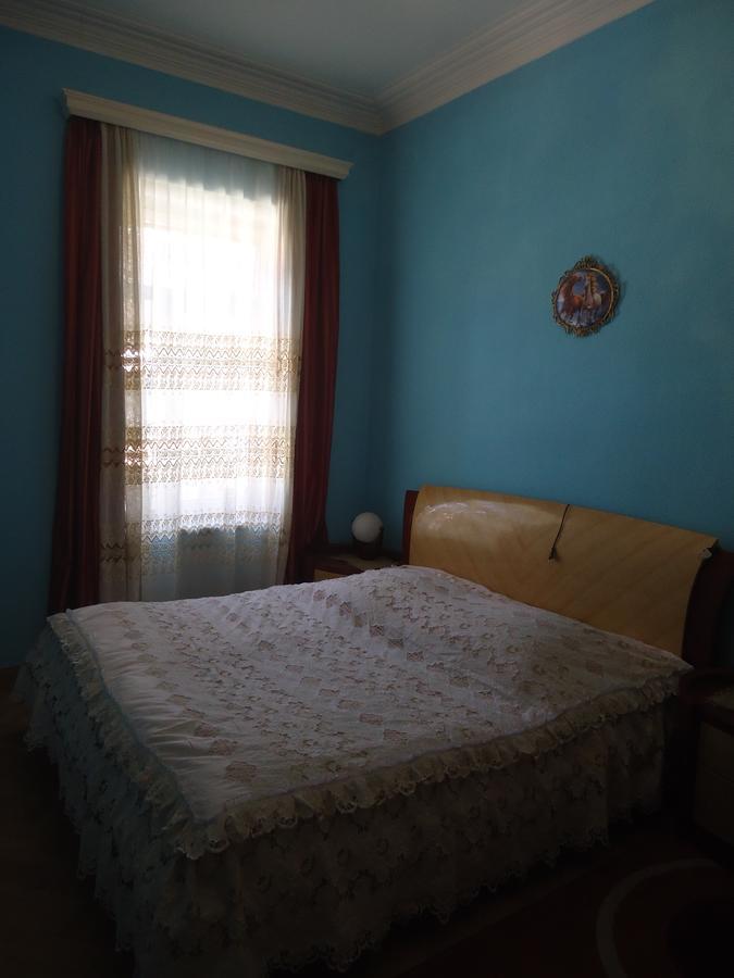 Bed and Breakfast Albatros à Tbilissi Extérieur photo